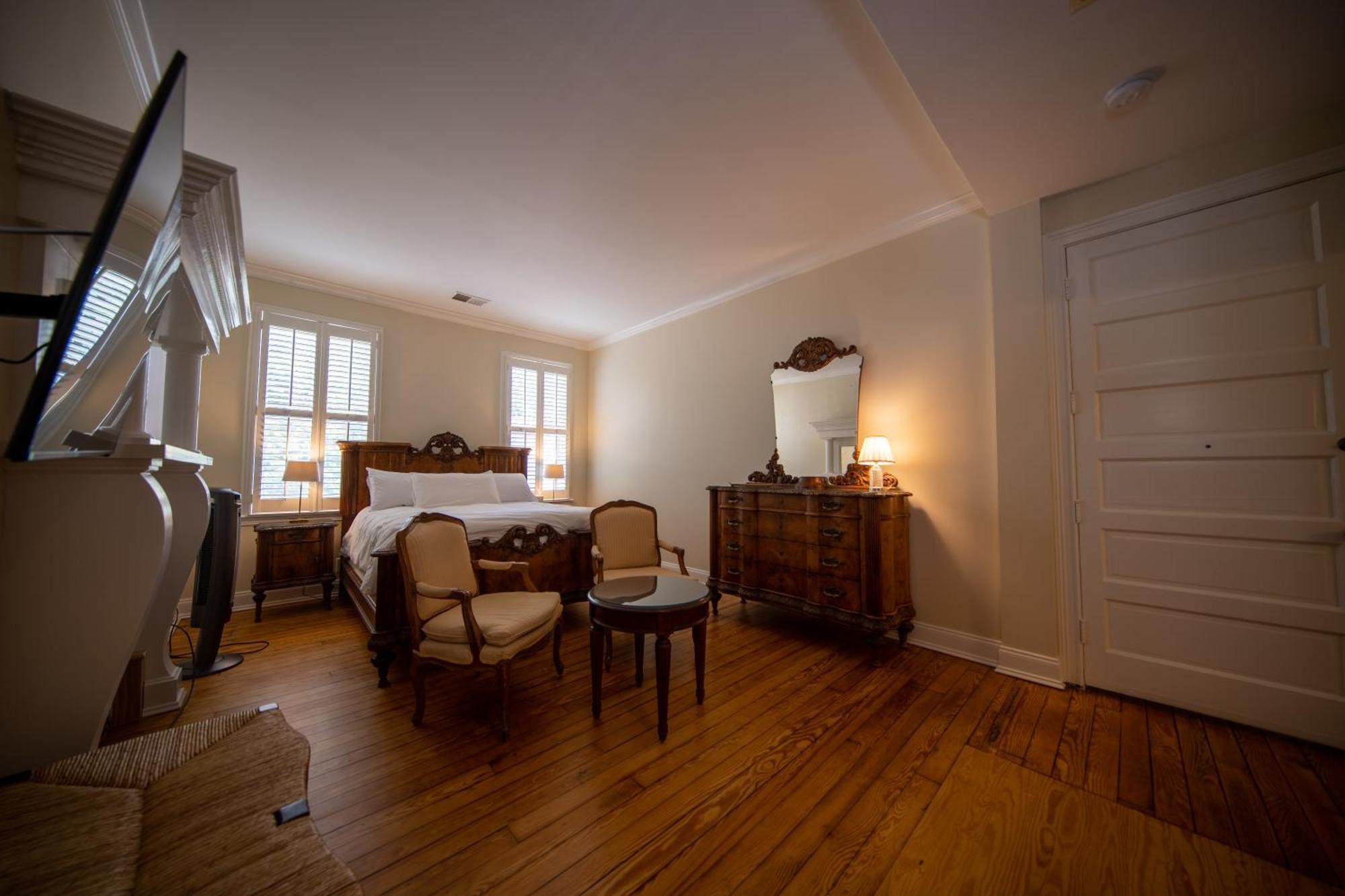 The Edenton Collection-The Granville Queen Inn 객실 사진