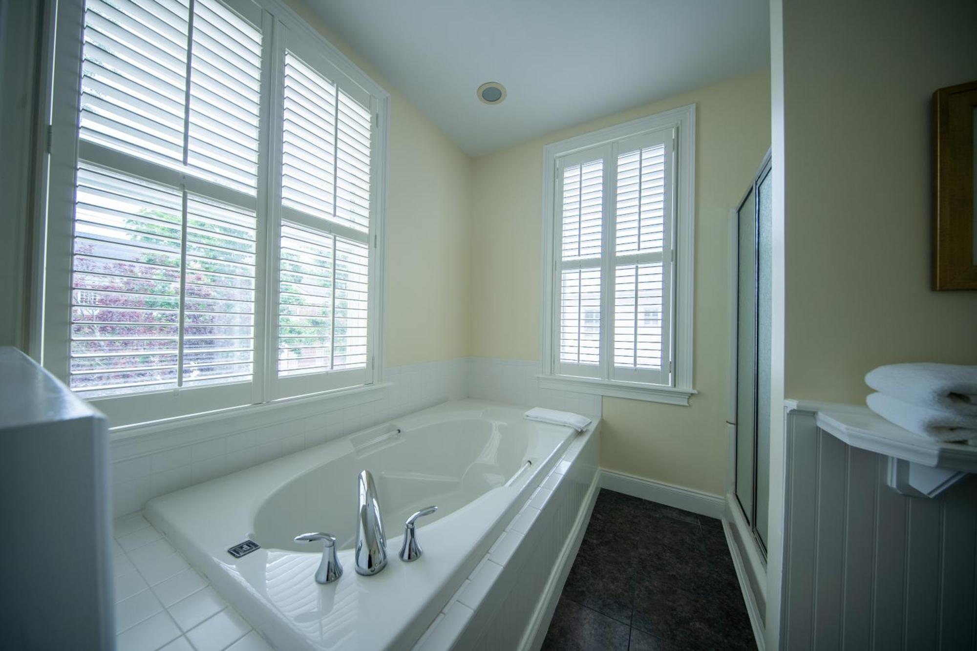 The Edenton Collection-The Granville Queen Inn 객실 사진